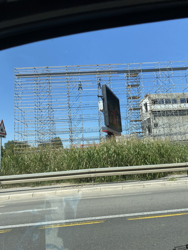 EEE175C2-8A7E-4056-97F1-A6EE6BFD0F71