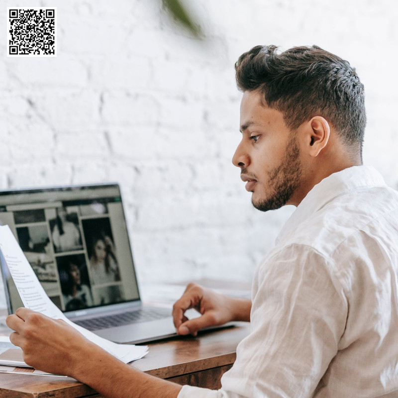 How an SEO Company Builds Online Authority?