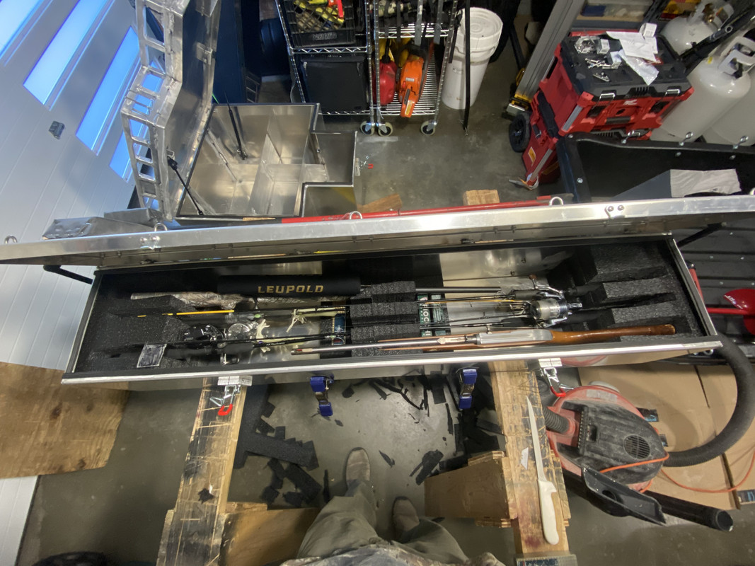 B52EF77E-75A1-495C-99D0-927C6383EEDE