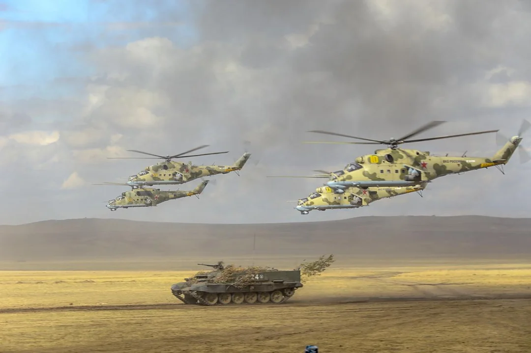 bmo-t-escorted-by-4-mi-24-hinds-v0-u86oobakv3ad1.webp