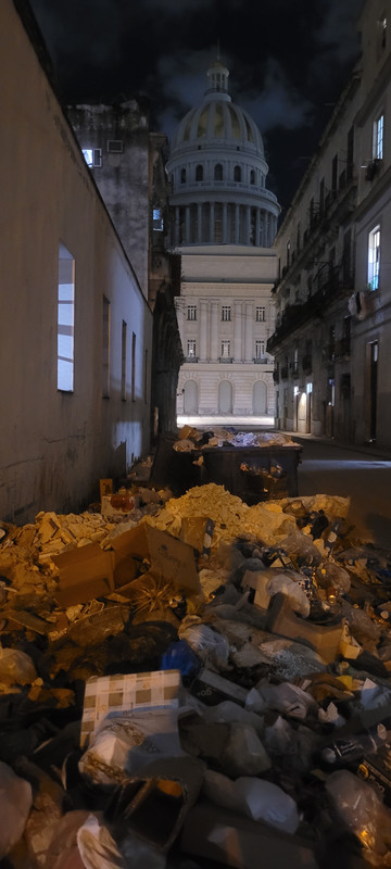 Внезапная поездка. Cuba, tengo un hambre de pingon! Варадеро-Гавана.  Конец декабря 2024