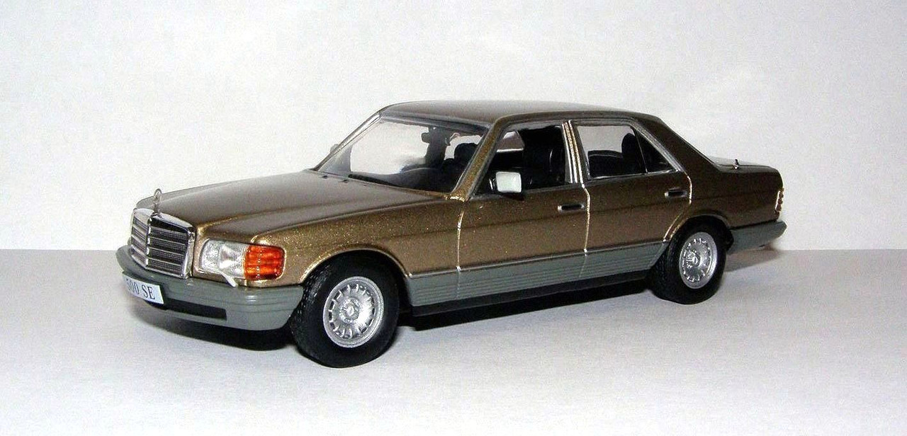 1979 Mercedes-Benz 500 SE (W126.036) (IXO Models for DeAgostini 