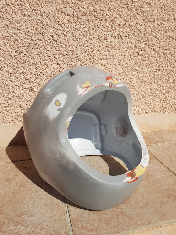 PEINTURE ET RENOVATION CASQUE  016