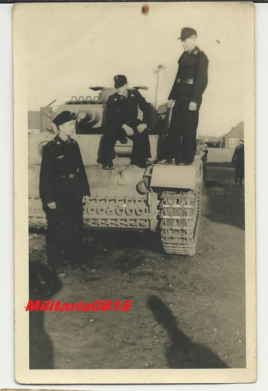 Panzermänner bei Ausbildung Panzer 4 April 1944 