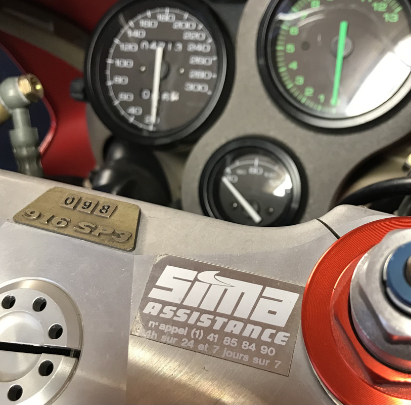 C827E09A-8EA0-4C00-B952-3D1E4828D28D