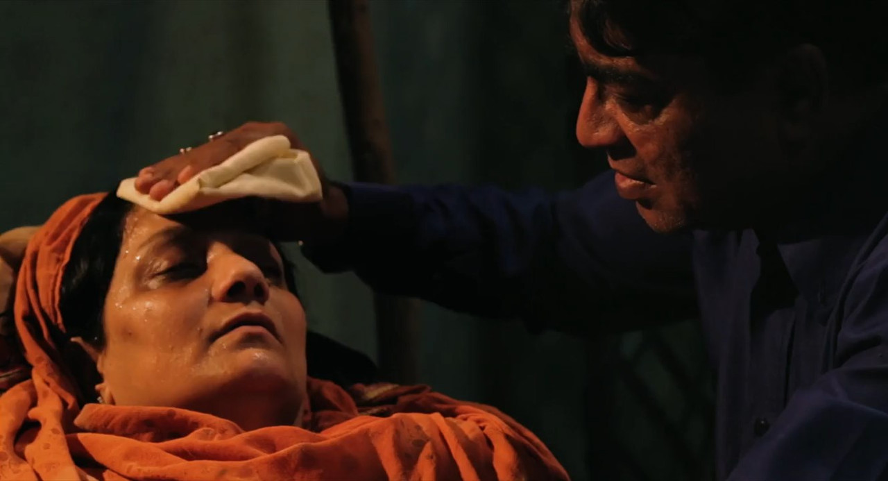 The Dead 2: India 2013 BluRay [Hindi + Tamil + English] 480p, 720p ESub Screenshot