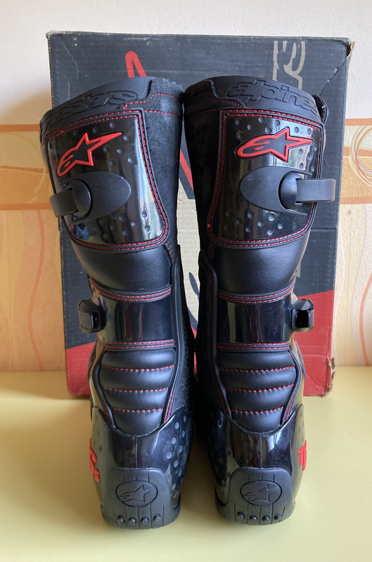 30663927-5EF1-4EF6-A6D1-BCB1AA623605