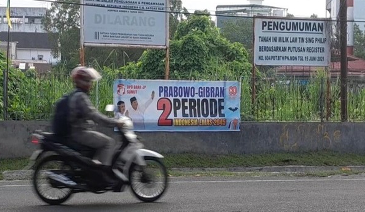 Reaksi Publik dan Dinamika Politik