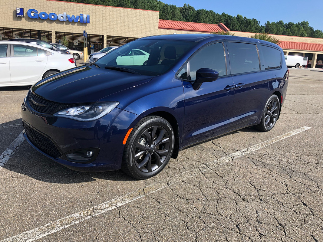 Jazz Blue Pearl Chrysler Pacifica Owners Picture Thread