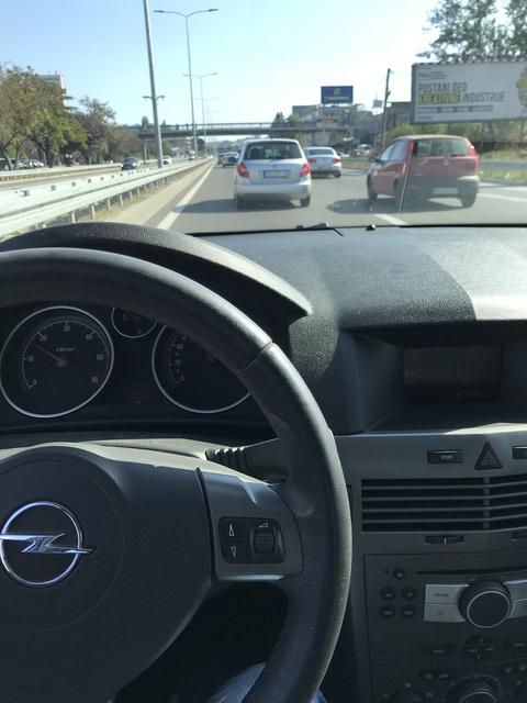 940E636B-AC33-42E0-9A36-4C61925420DC