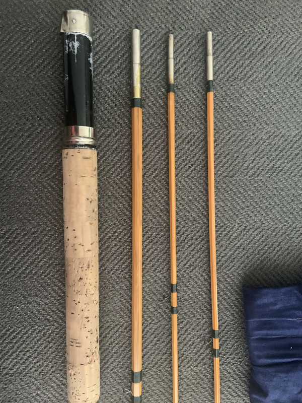 0163F627-550E-4E0C-B5BA-B7DE3BADA138