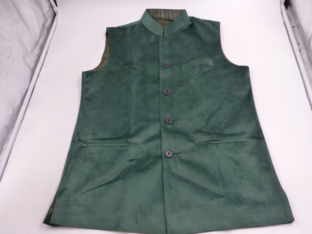 VEERA PARIDHAAN MENS PLAIN NEHRU JACKET IN GREEN SIZE 38 (M)