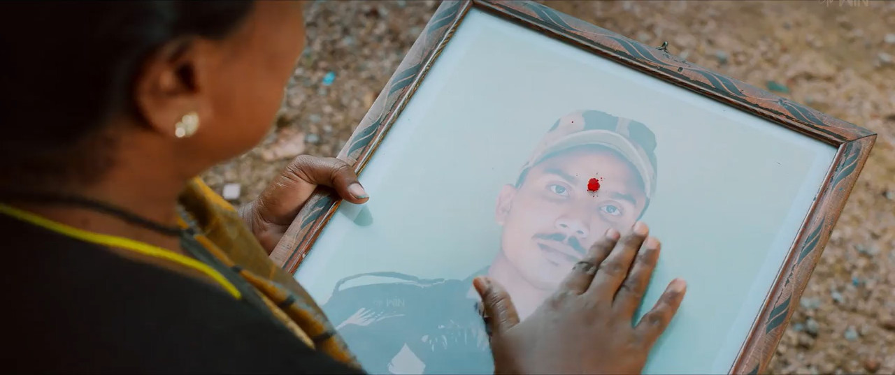Srikakulam SherlockHolmes 2024 WebRip [Hindi + Tamil + Telugu + Kannada] 480p, 720p ESub Screenshot