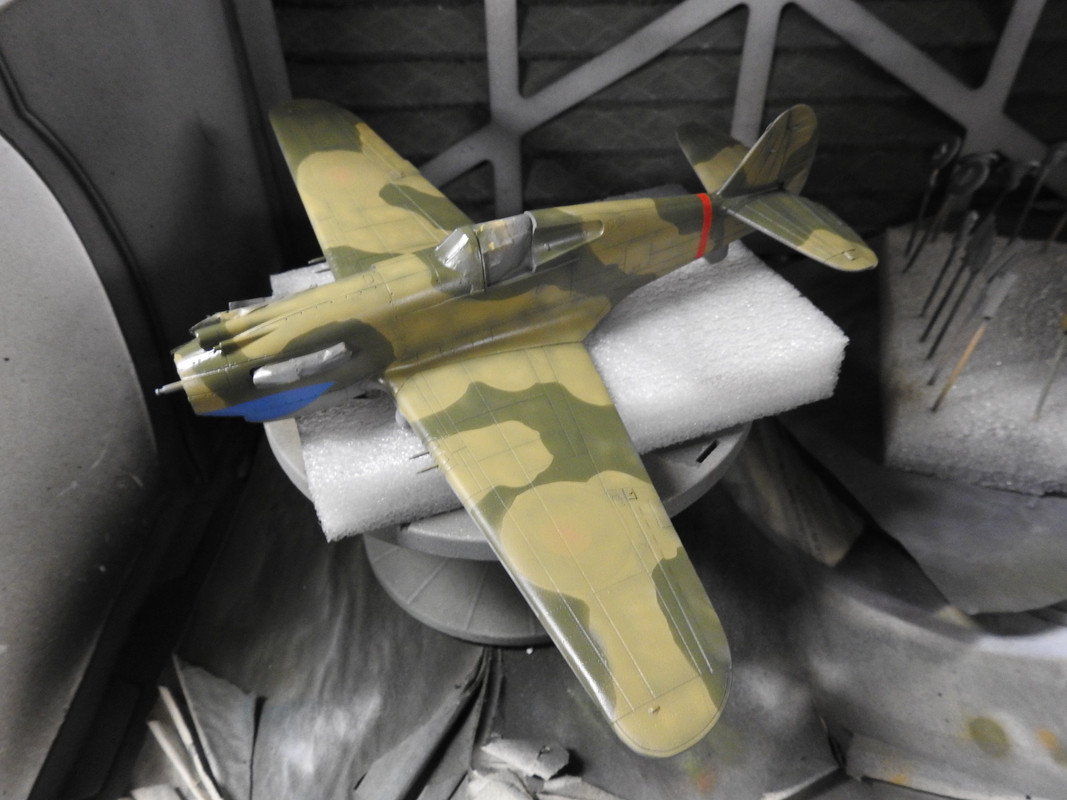 Curtiss P-40C Hawk, Bronco 1/48 - Sida 3 DSCN2104