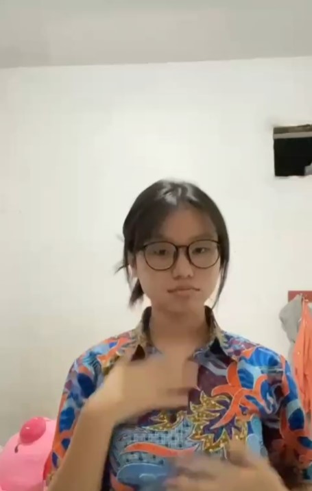 Cindo Pulang Sekolah