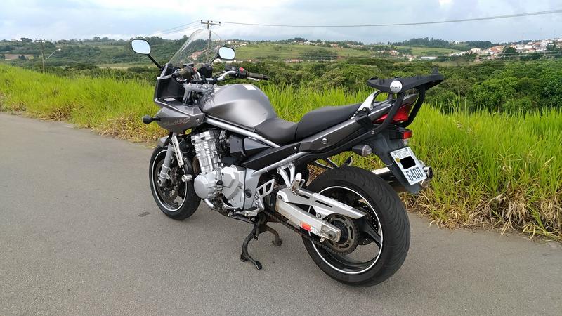 Vendo Suzuki Bandit 1250 S Prata 2009 - R$ 18.500,00 P-20171216-170653-v-HDR-Auto