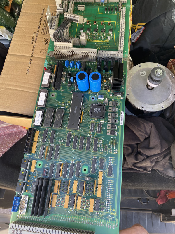 053CA8EB-1E54-47B1-A52D-B3F02D051840