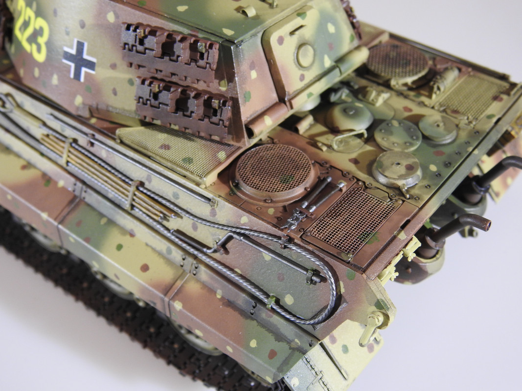 Sd Kfz 182 King Tiger,  1/35 Meng  DSCN0660