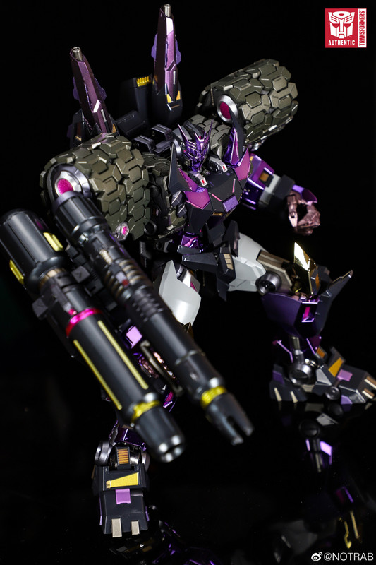 Kuro-Kara-Kuri-IDW-Tarn-Limited-Burst-Version-08
