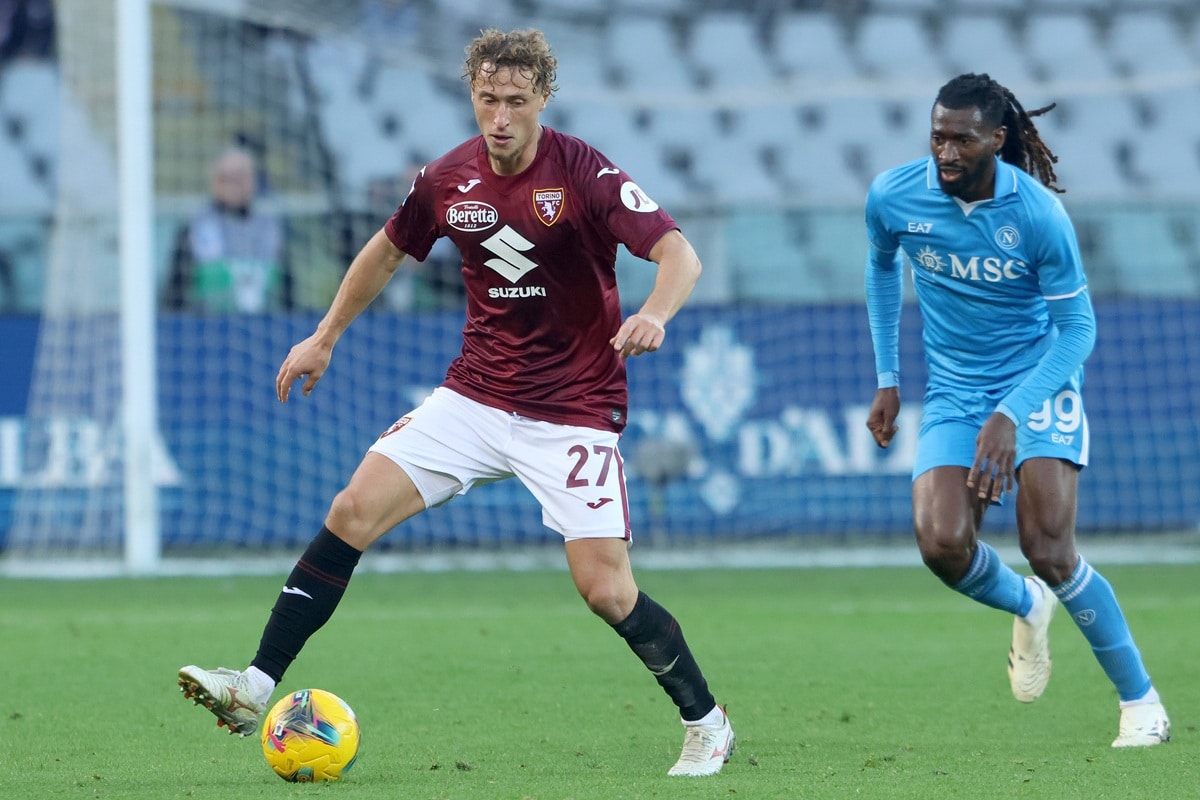 Biến động kèo Napoli vs Torino 02h45 7/3 Serie A
