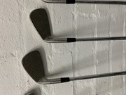 31D82341-9607-4F65-9DCE-3C1030ADD880