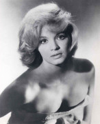 angie-dickinson-md51