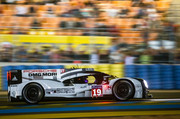 24 HEURES DU MANS YEAR BY YEAR PART SIX 2010 - 2019 - Page 27 2015-LM-19-Nico-H-lkenberg-Earl-Bamber-Nick-Tandy-70