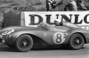 24 HEURES DU MANS YEAR BY YEAR PART ONE 1923-1969 - Page 39 56lm08-Aston-Martin-DB-3-S-Stirling-Moss-Peter-Collins-12