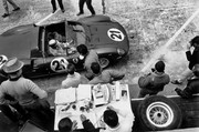  1964 International Championship for Makes - Page 3 64lm21-F275-P-MParkes-LScarfiotti-2