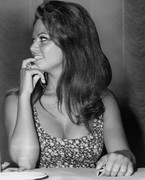 claudia-cardinale-me77