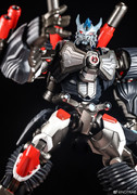 Flame-Toys-Furai-Action-Optimus-Primal-04