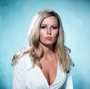 Veronica-Carlson-a14