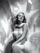 Marlene-Dietrich-e26