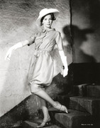 leslie-caron-md04