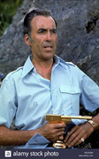 christopher-lee-scaramanga-james-bond-l-homme-au-pistolet-d-or-1974-hehggm.jpg