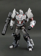 Flame-Toys-Megs-02