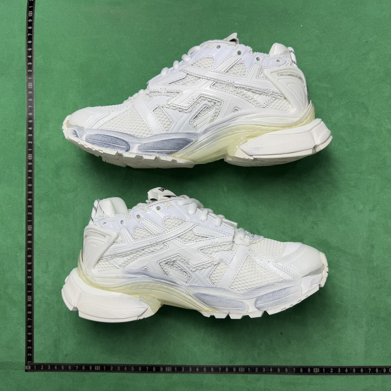 Balenciaga 16XL Platform Reduced