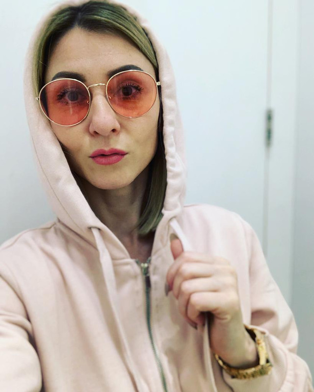 AC8738AF-E7B4-4D9D-9547-57C550EF8BB0