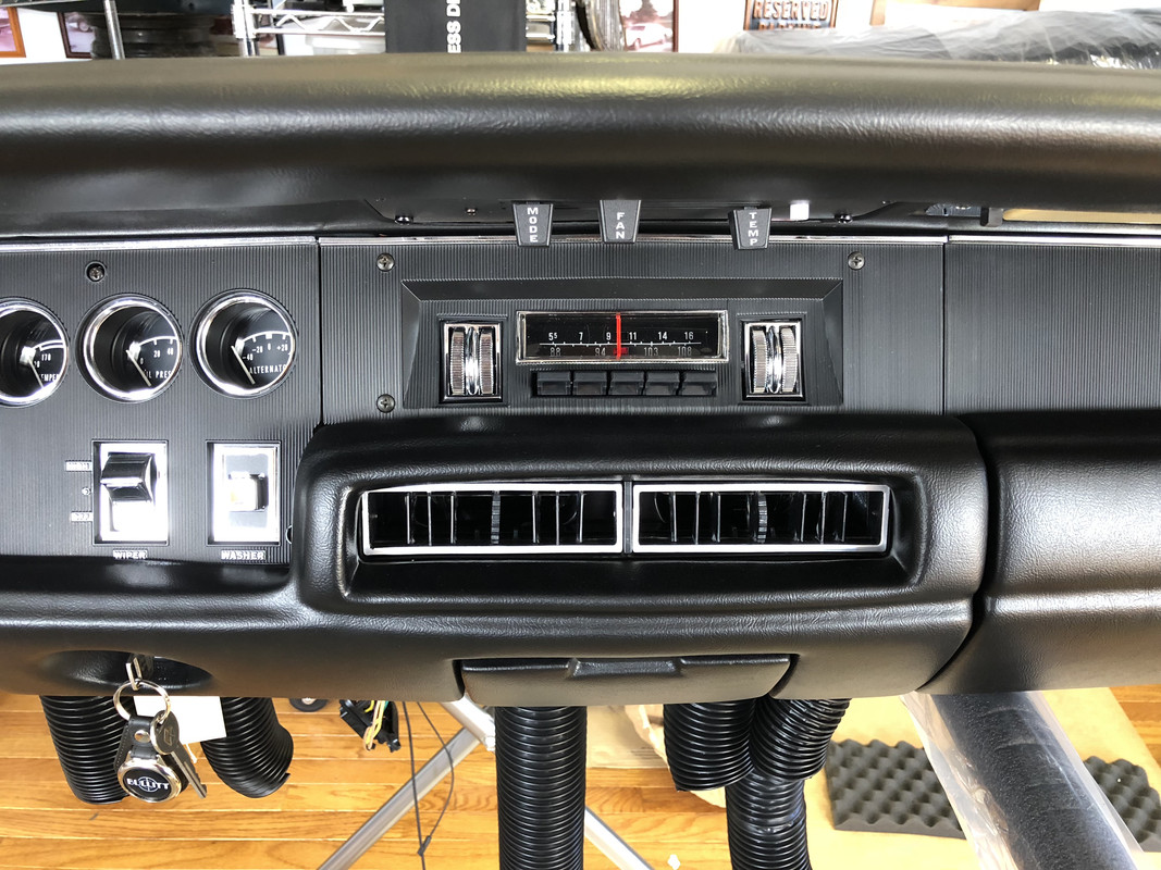 C2FA1B01-F60F-4EB3-8E2B-7C5A139EAE01