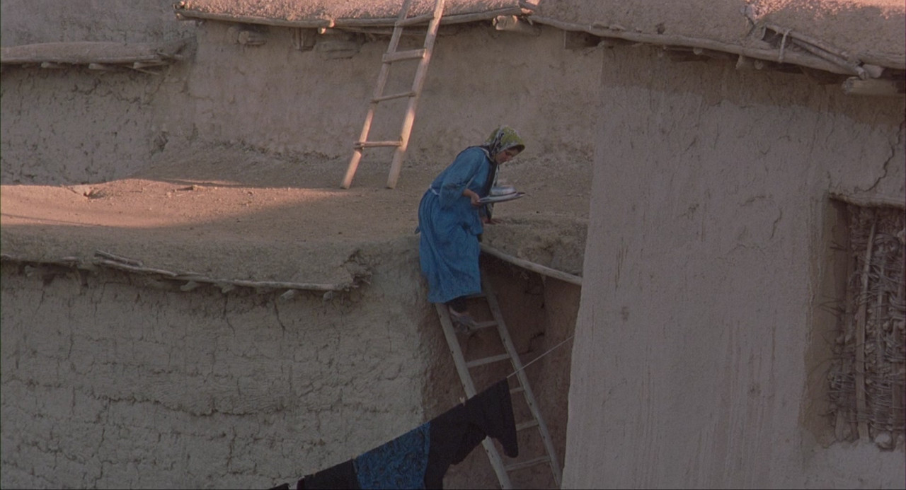 The Wind Will Carry Us (1999) (1080p BluRay x265 r00t)-6