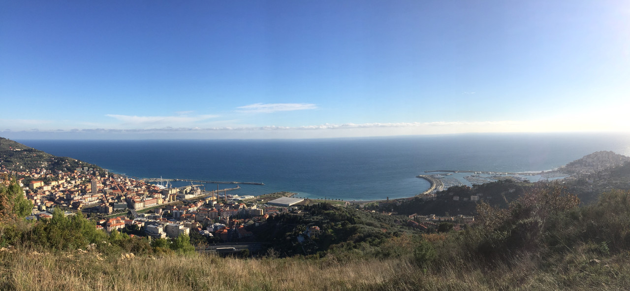 82962748-3FB2-4874-8069-882F4B06BA6A