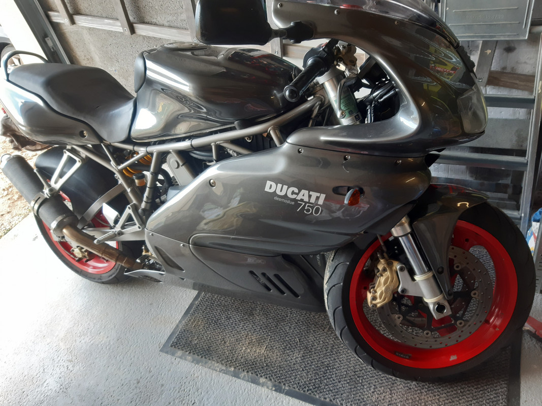 Ducati 750 SSie - avant achat (4)