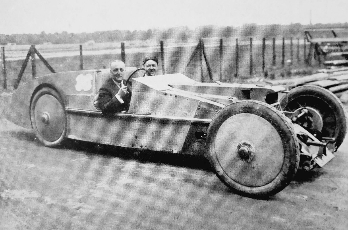 78D451CF-2C02-4427-B0A8-BE9110189060