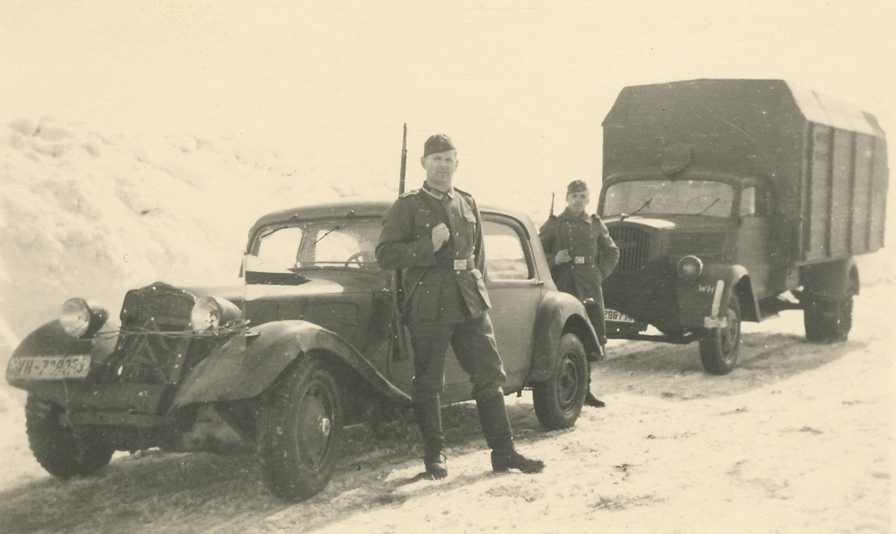 Foto 2.Wk Soldat Citroen Militärauto Auto Lkw Ru