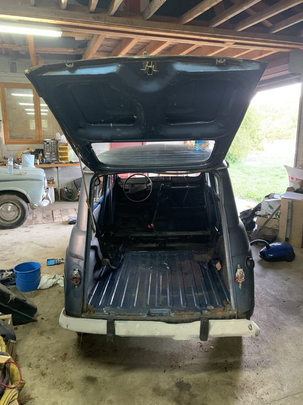 63CB0179-E183-4E23-9802-18F1C2FED6EE