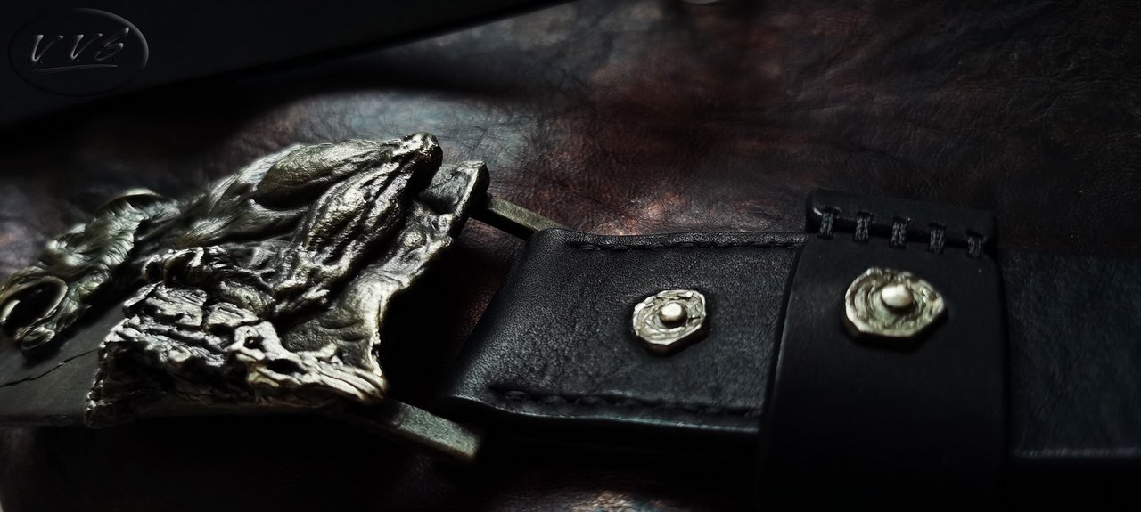 пряжка пантера2,2