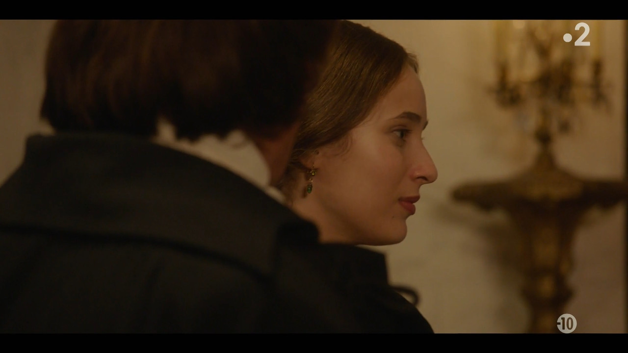 2021-12-13_21_05_Fr2_Emma-Bovary.mp4_snapshot_01.10.57.029