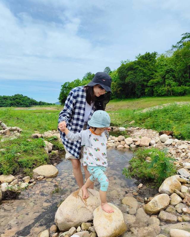 vikkiiexplorer-1720173933-3405388228344878158-54255420614