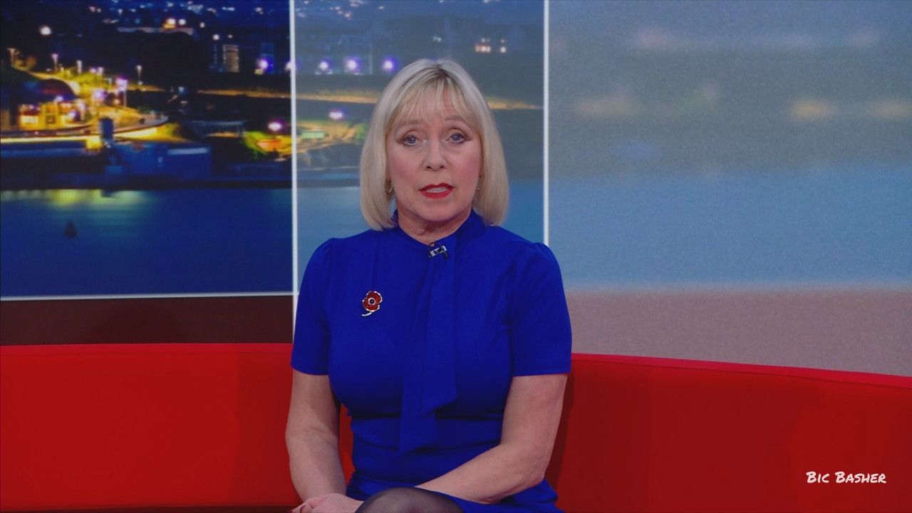 11 06 22 40 00 Spotlight Weather E56 The latest news sport we ts snapshot 15 50 944