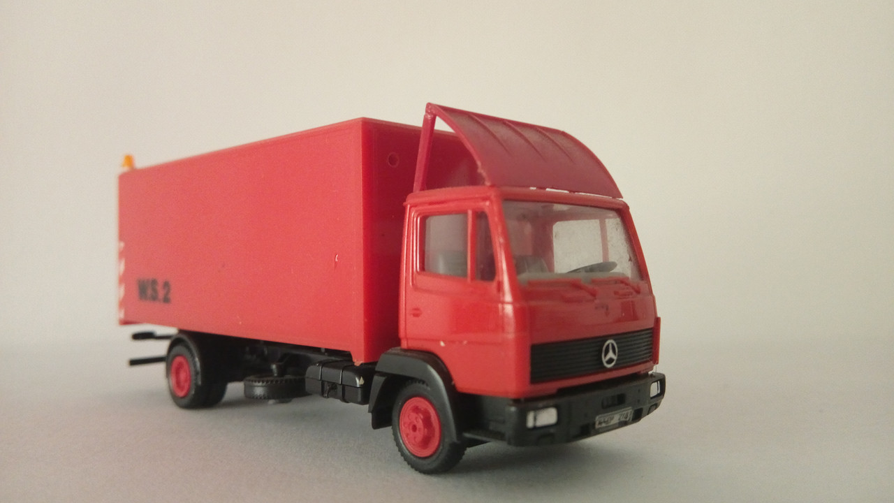 Macht (7972)